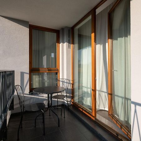 Nexthome Boutique Apartments - Klimatyzacja - Air Conditioning - New Варшава Екстериор снимка
