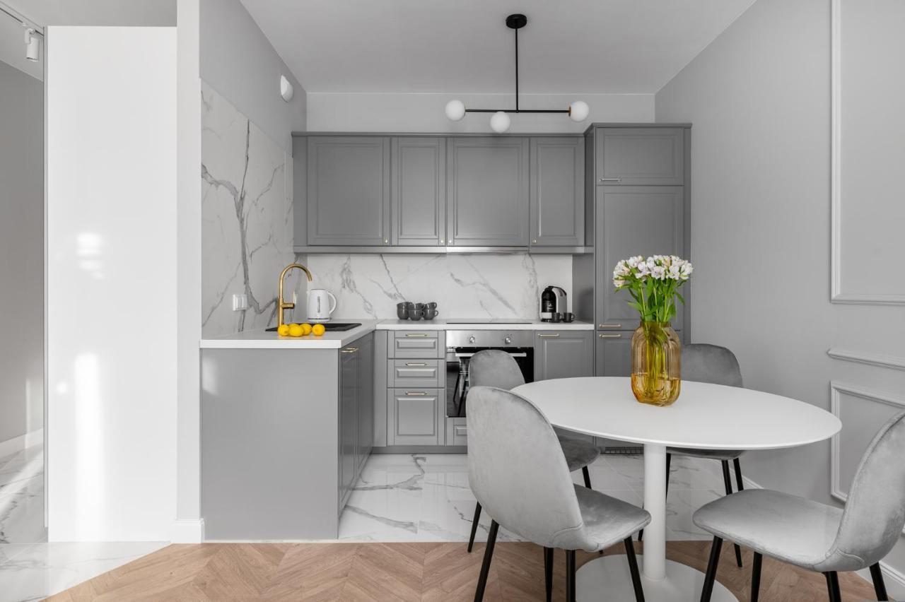 Nexthome Boutique Apartments - Klimatyzacja - Air Conditioning - New Варшава Екстериор снимка